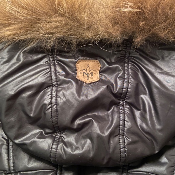 Mackage Jacket with fur XXS fits up to a small like new - Picture 3 of 6